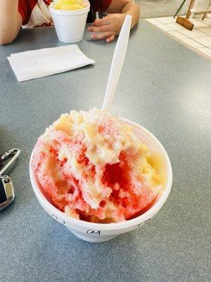 Shaved ice with condensed milk