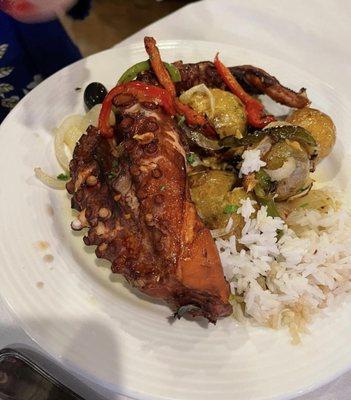 Octopus with punched potatoes