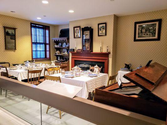 Boarding House Display at Boott Cotton Mills Museum