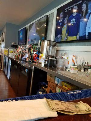 Hammer's Bar & Grill