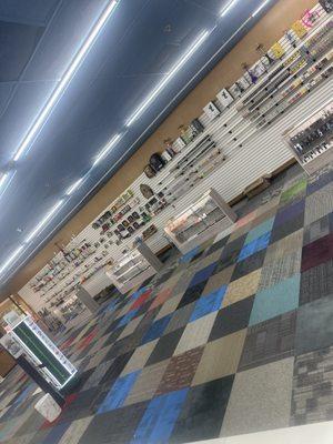 Fantastic place to stop for any of your tobacco/vape needs!