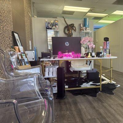 Bronze Buns Tanning Salon