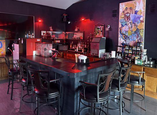 hidden Cave Lounge & Bar