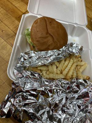Cheeseburger With All The Trimmings