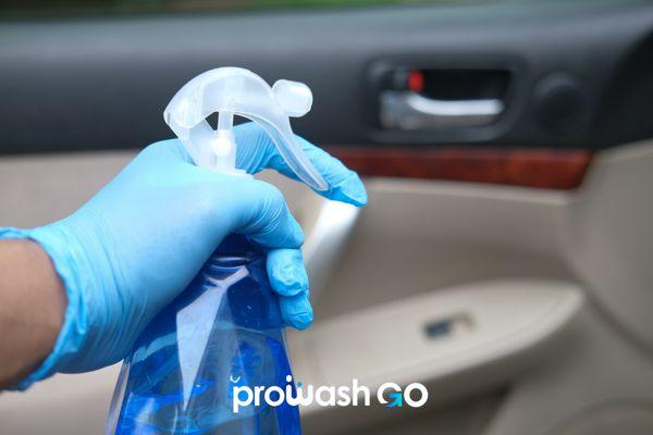 Hand-Wash
Every detail is taken care of whn you schedule with Prowash Go.
#whereveryouare
