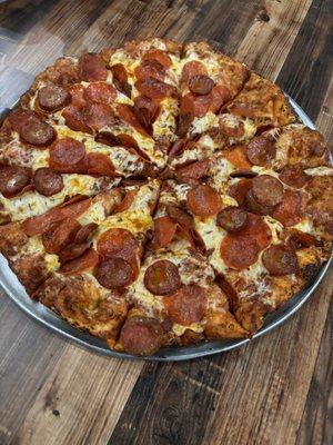 Round Table Pizza