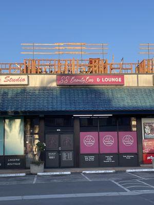 SS Beauty Bar & Lounge