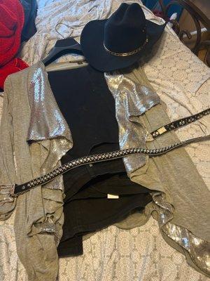 Great place Lots of markdowns and discounts got an outfit for $20 with a belt and got the hat free(8$)
