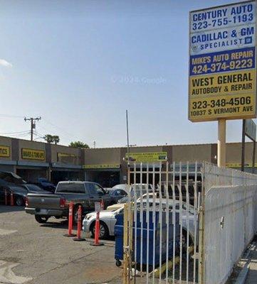 Entrance on W 109 St & Vermont Avenue