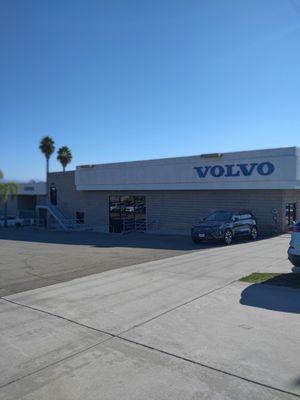 Volvo Cars Escondido