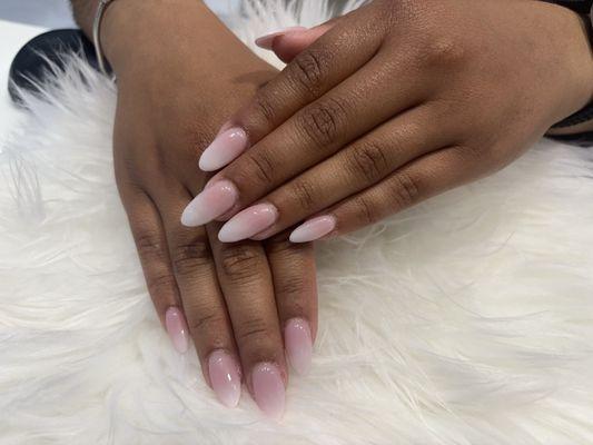 Queen Bee Nail Salin & Spa