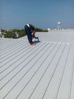 Diamond Cut Roofing