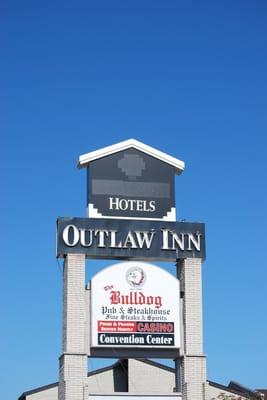 STAXX CARD CLUB at Outlaw Inn