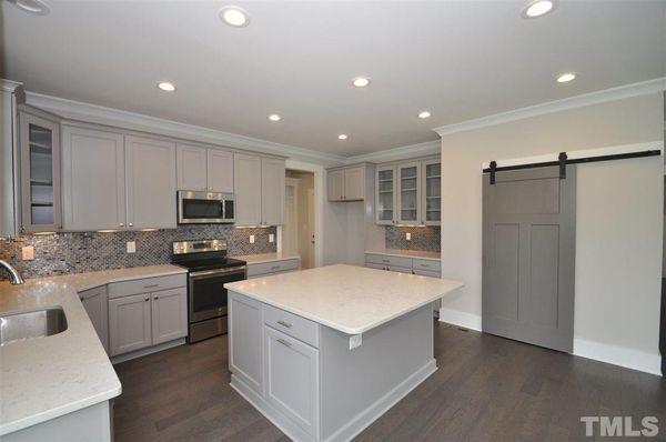 APW Flooring & Remodeling