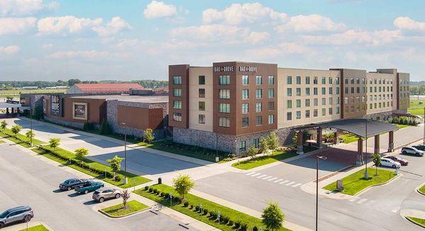 Oak Grove Racing Gaming & Hotel