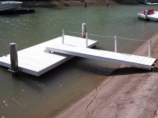 Decks & Docks Hawaii