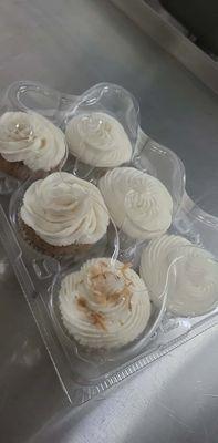 Vegan Pumpkin Cupcake, Vegan Coconut Cupcake, Vegan Vanilla Cupcake