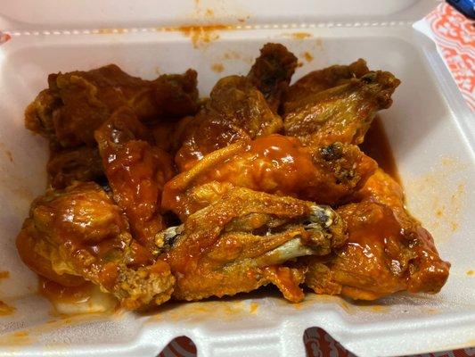Mild buffalo wings 12 pieces