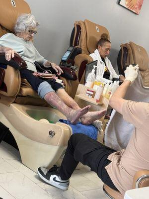 Square One Nail & Spa