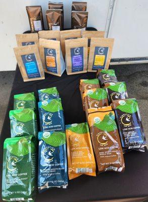 Made from Mexican coffee beans. The whole beans can be grounded on-site. 12 oz bag was $10.