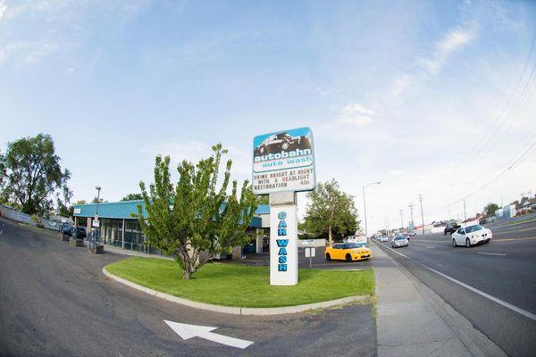 Autobahn Auto Care Center