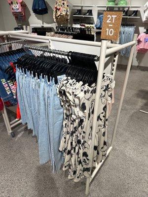 H&M