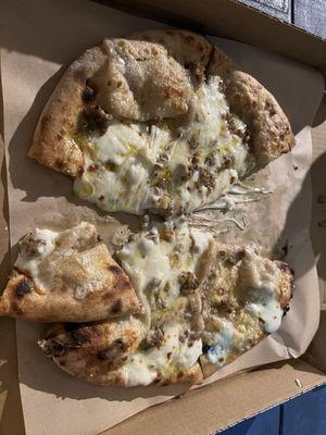 Truffle sausage pizza