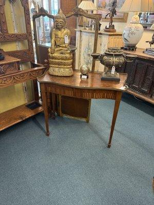 H Street Antiques & Interiors