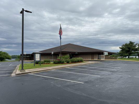 Menomonie Public Library