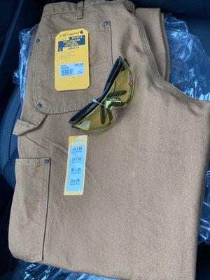 Lady with the tattoos was just a drop of joy! Definitely worth a stop, for excellent customer service