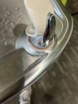 Dirty water fountain