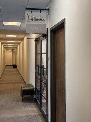 Entrance (2nd floor)