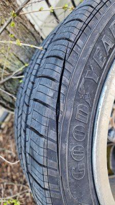 Not good quality tire was cracked