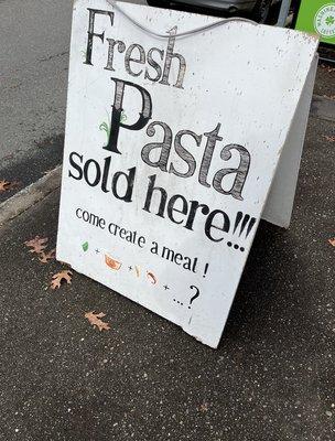 Fresh Pasta Sign!