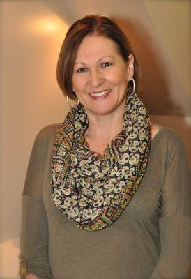 Luz-Elena Valencia, DDS