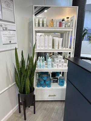 Cosmo's Hair & Nail Salon