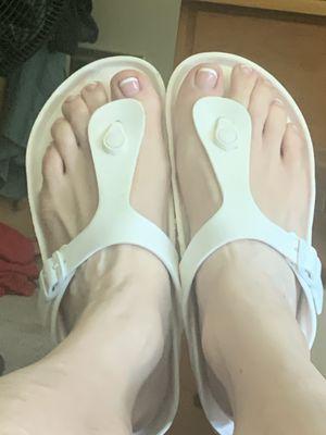 Pretty French pedi by Angel