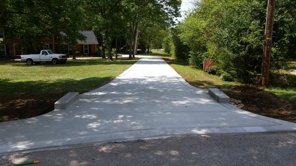 Broom finish driveway entrance in Hendersonville