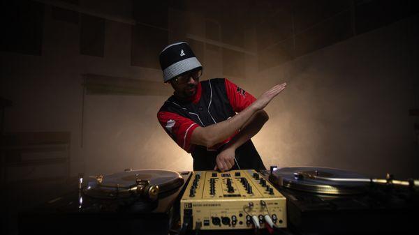 Professional Dj Services