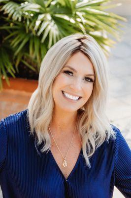 Hi Guys. Id love to assist in you buying/selling home process. Thank you for this opportunity. 3