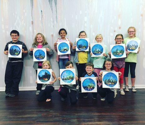 Lots of fun and happy kids at these paint classes.