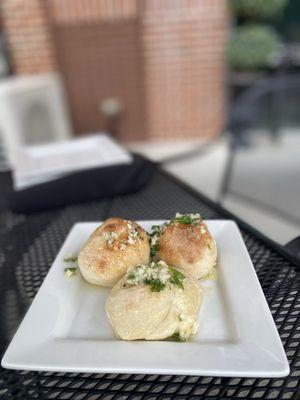 Garlic Knots (12)