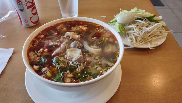 Bun bo hue