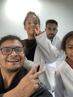 Post kids class selfie