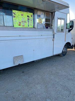 They accept card payment & cash!