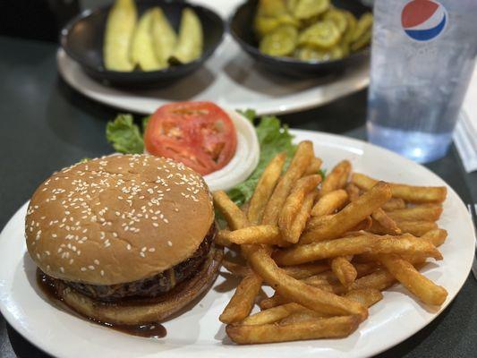 Hickory Burger w/freedom fries crispy