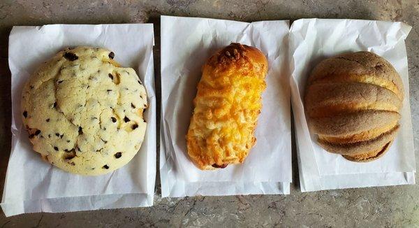 From left: Chocolate chip Melon bread, Sausage bread, Cinnamon Melon bread