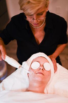 Williamsburg Facial & Waxing Studio