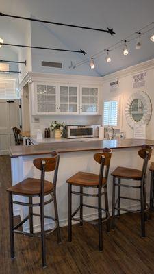 Constantia Wine Company Winery Tasting Room, Aurora, NY