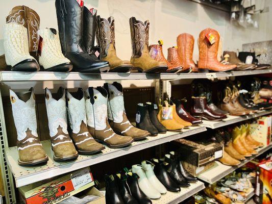 El Chaparral Tienda Vaquera